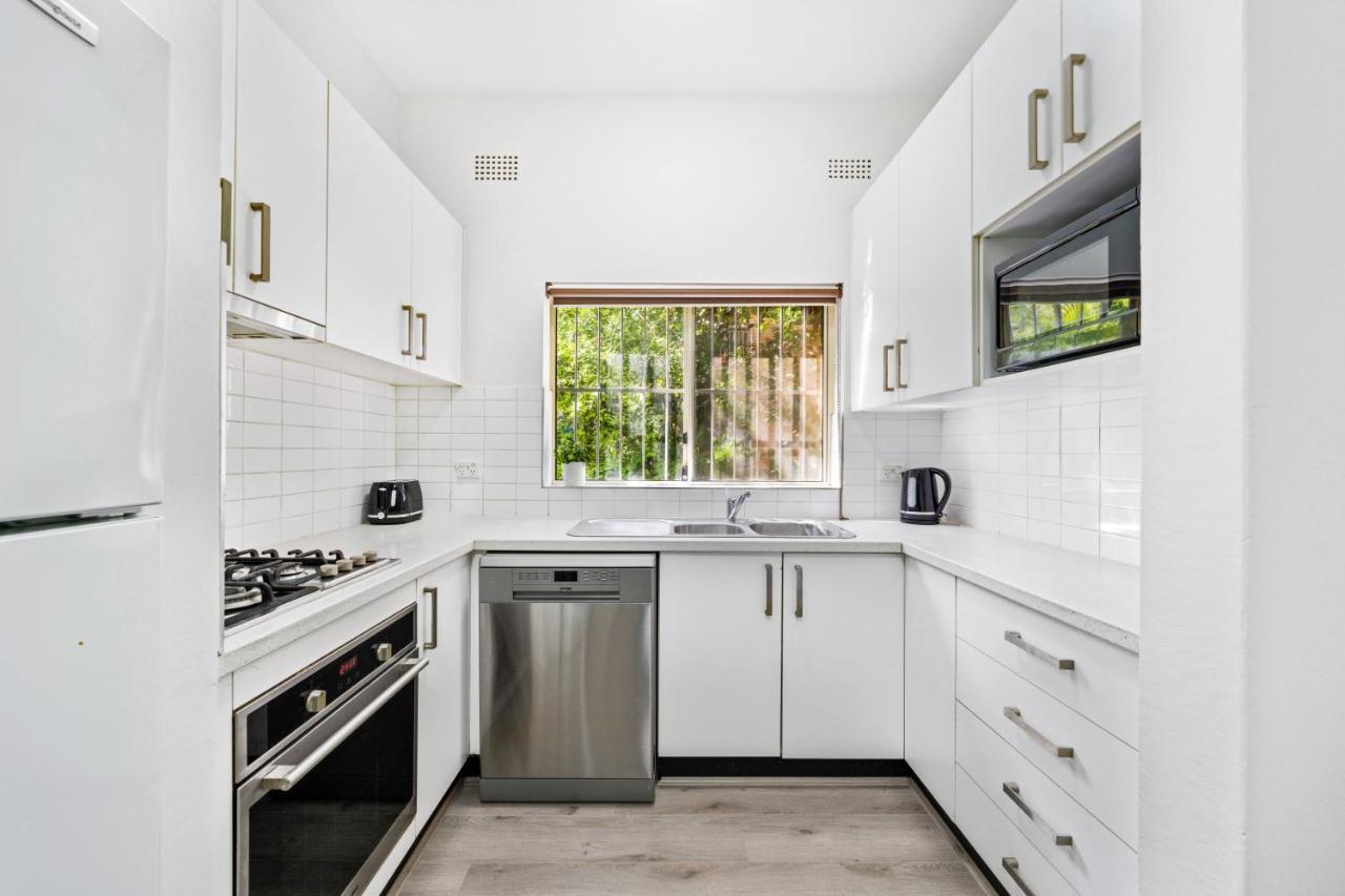 Burwood New 2 Bedroom 2 Bathroom Apartment 시드니 외부 사진